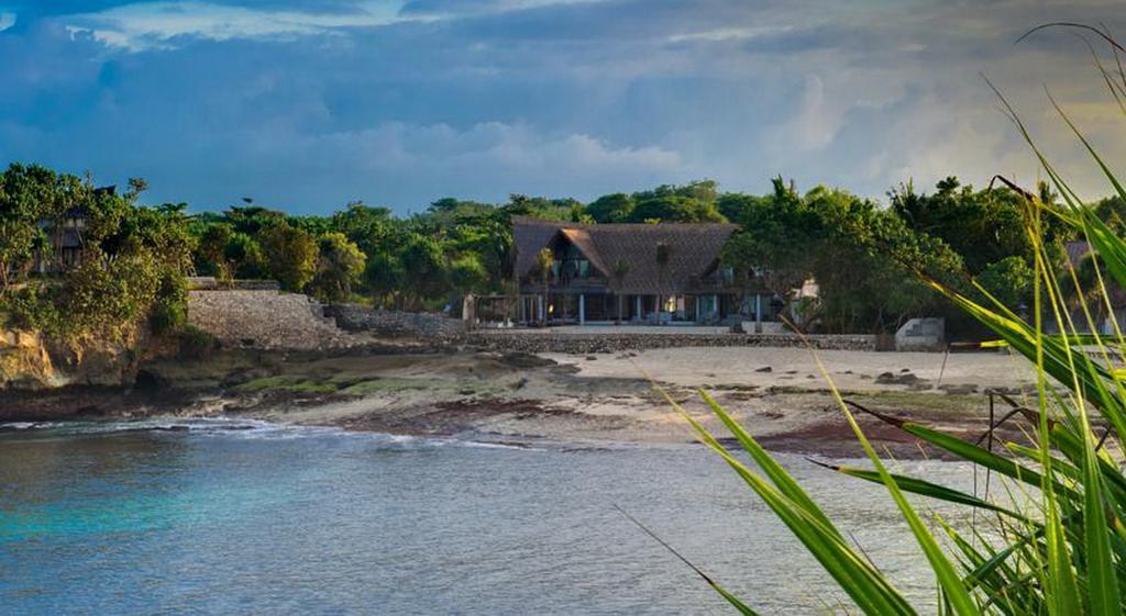 Villa Waru Nusa Lembongan  Exterior photo