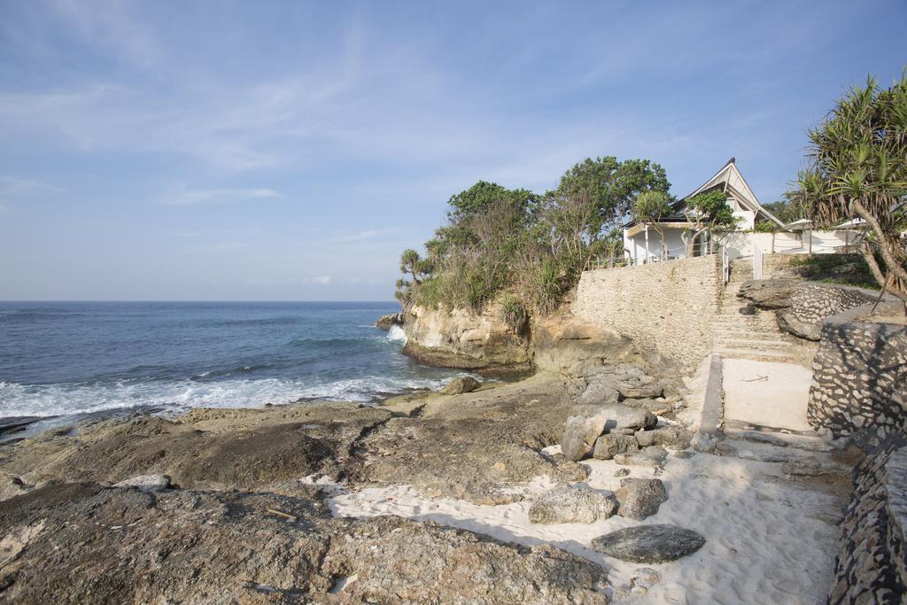 Villa Waru Nusa Lembongan  Exterior photo